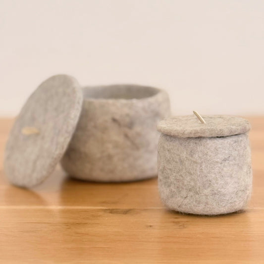 Pot with lid