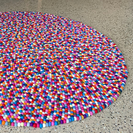 Full Felt Ball Rug